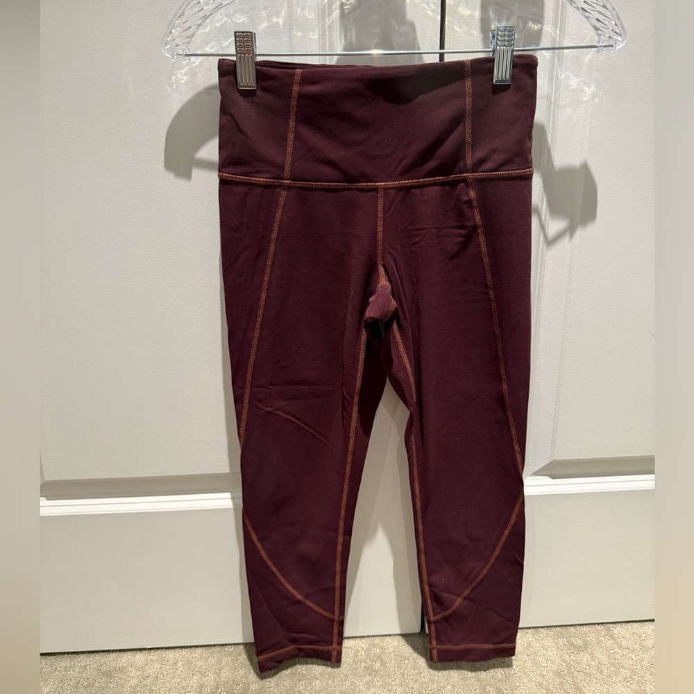 Athleta Capri Leggings